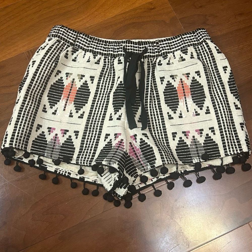 Saylor‎ abstract black print cotton pull on shorts in XS
